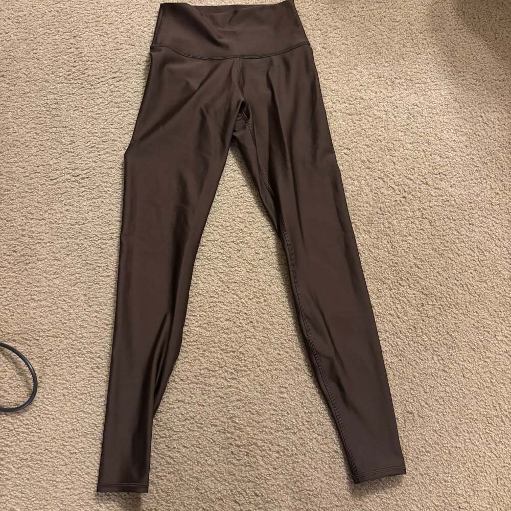 Alo Yoga High-Waist Airlift Legging in Espresso
